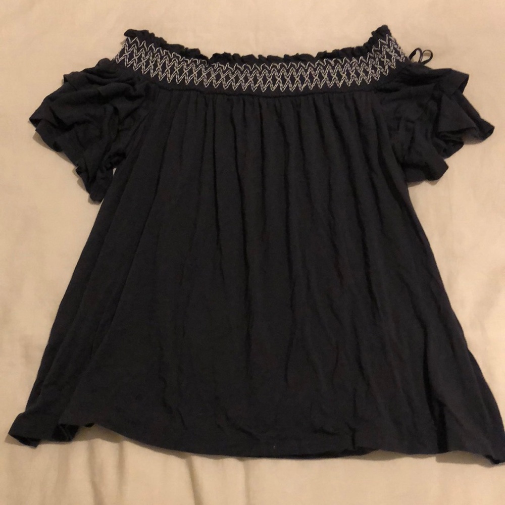 American eagle soft & sexy off the shoulder shirt